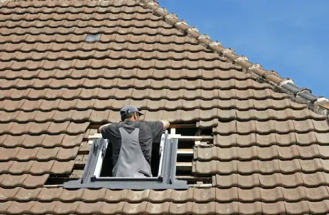Pose de velux - Sari-d'Orcino